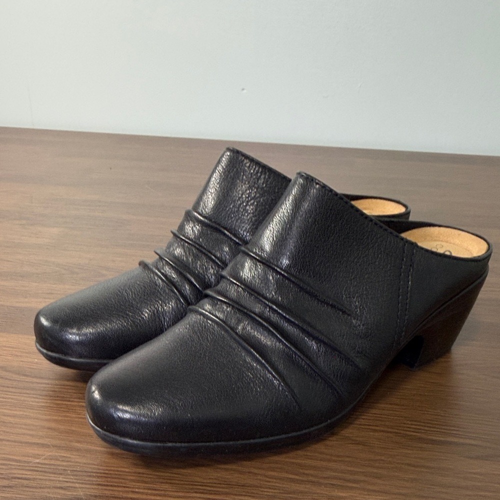Clarks Collection Black Leather Pleated Mules Block Heel Clogs Womens 7